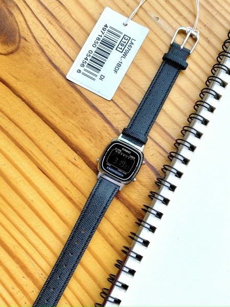 Casio LA670WL-1BDF