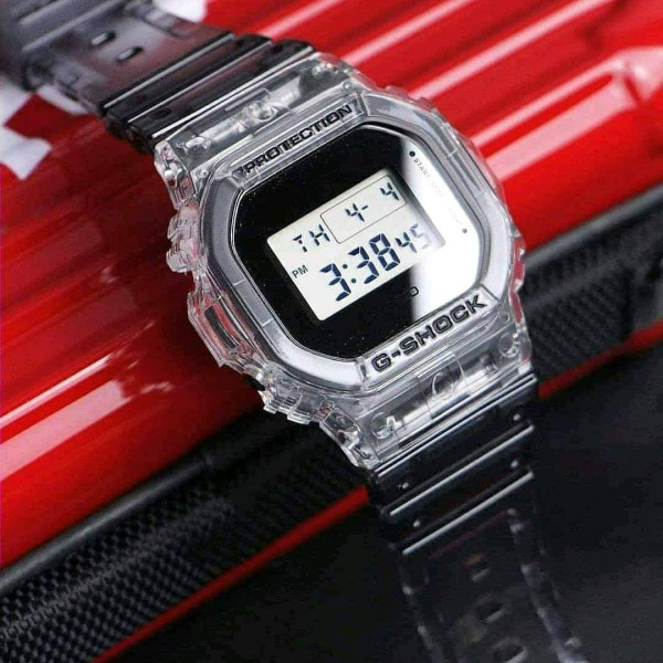 Casio DW-5600SK-1DR