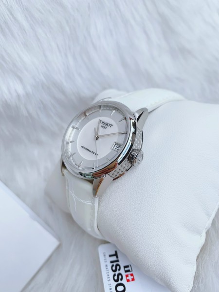 Tissot T086.207.16.111